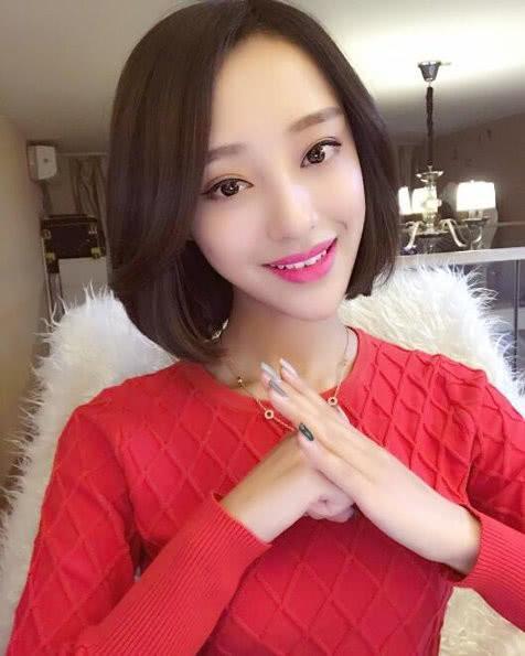 漳州女网红朱旭雯图片,镜头下的青春风采”