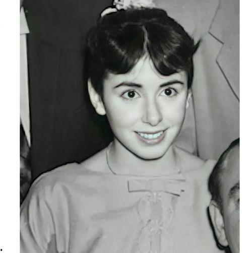 西板牙明星,璀璨星光下的璀璨人生