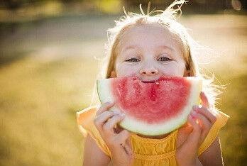 小孩吃瓜上火吗,揭秘上火真相
