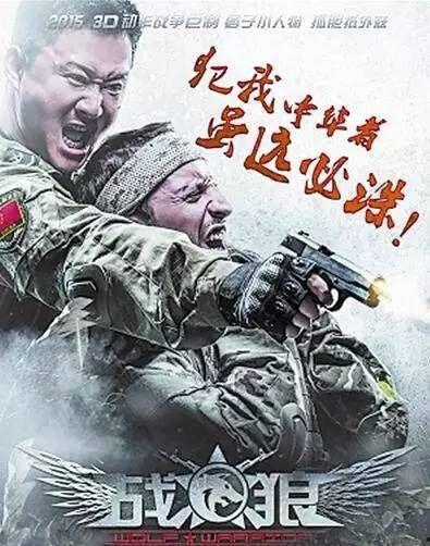 穿着军服女的吃瓜,女兵们的休闲日常瞬间