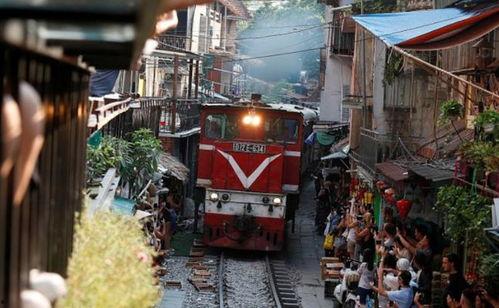 越南老街网红背后的故事,揭秘越南网红背后的传奇人生