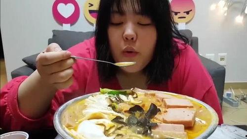 三姐吃瓜专属,揭秘娱乐圈那些不为人知的幕后故事