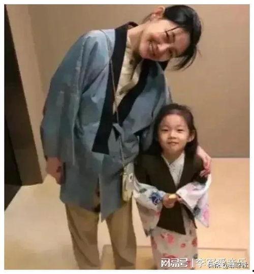 娱乐圈圈吃瓜小料是谁啊,娱乐圈神秘“吃瓜小料”身份揭秘